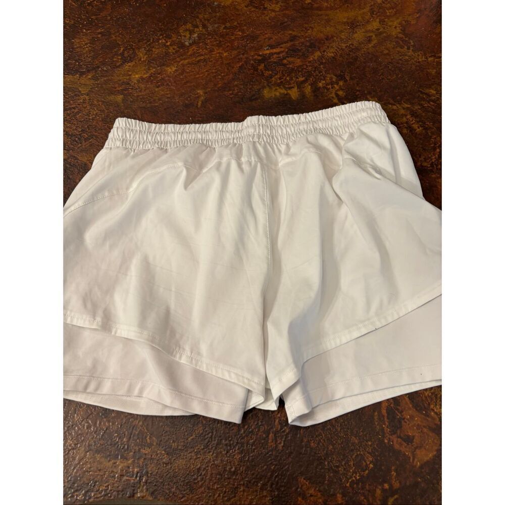 Athleta Racer Run 2-in-1 Shorts Size M White Built-In Compression Shorts - Picture 5 of 7